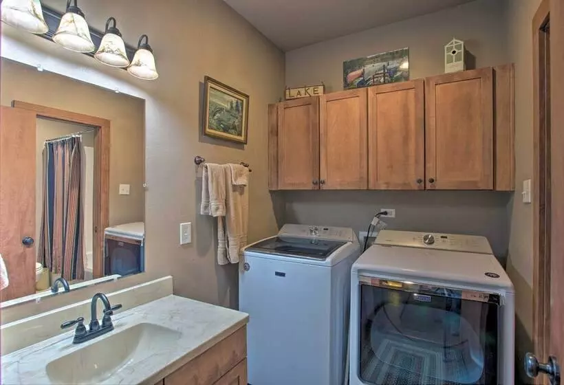 Lakefront Chico Haven W/ Multi Level Private Dock!