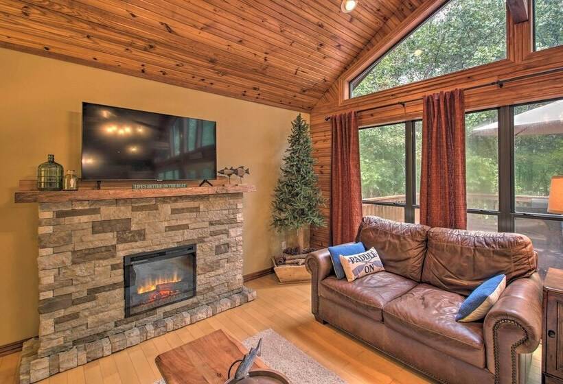 Waterfront Lake Dardanelle Home W/ Dock & Fire Pit