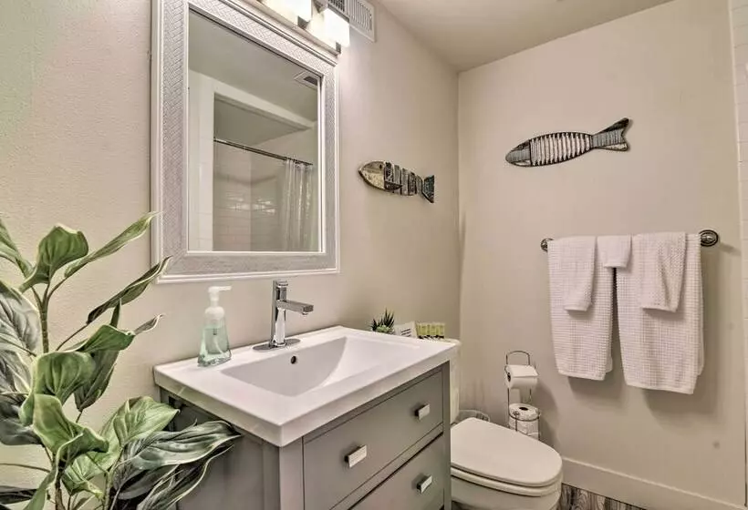 Waterfront Troutdale Hideaway: Sandy River Fishing