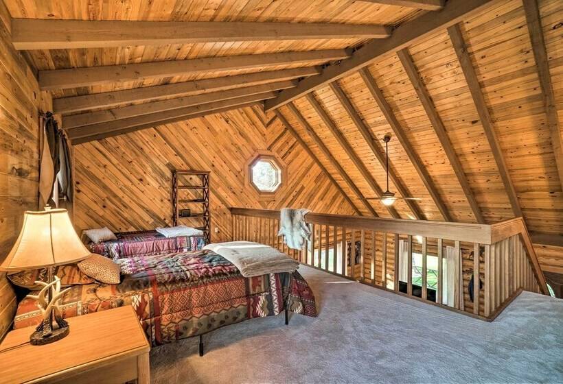 Cabin On Kenai Peninsula: Family & Group Friendly!