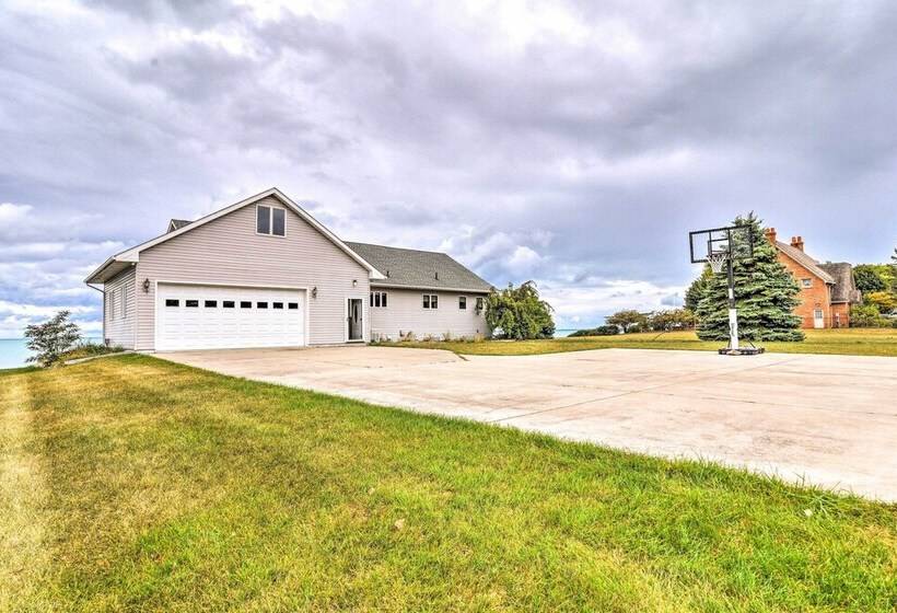 Lake Huron Hideaway W/ Private Beach!