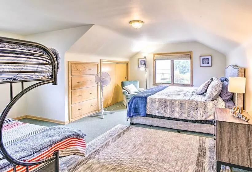 Lake Huron Hideaway W/ Private Beach!