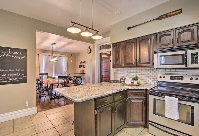 Charming Paris House ~ 1 1/2 Mi To Canyon!