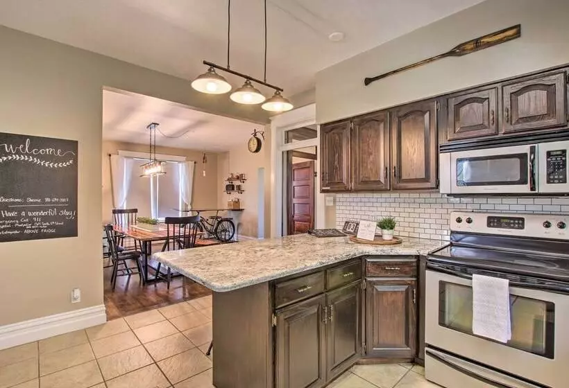 Charming Paris House ~ 1 1/2 Mi To Canyon!