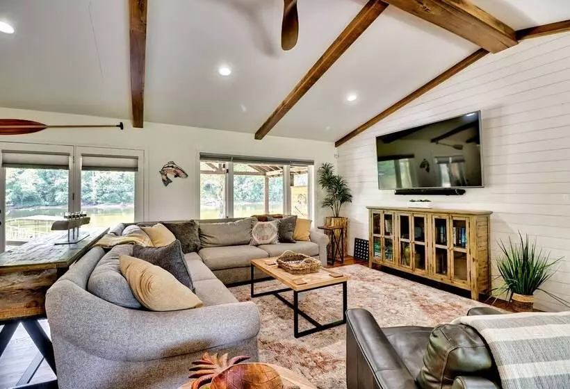 Cotter Home W/ Direct Access To White River!