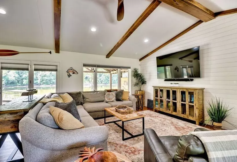 Cotter Home W/ Direct Access To White River!