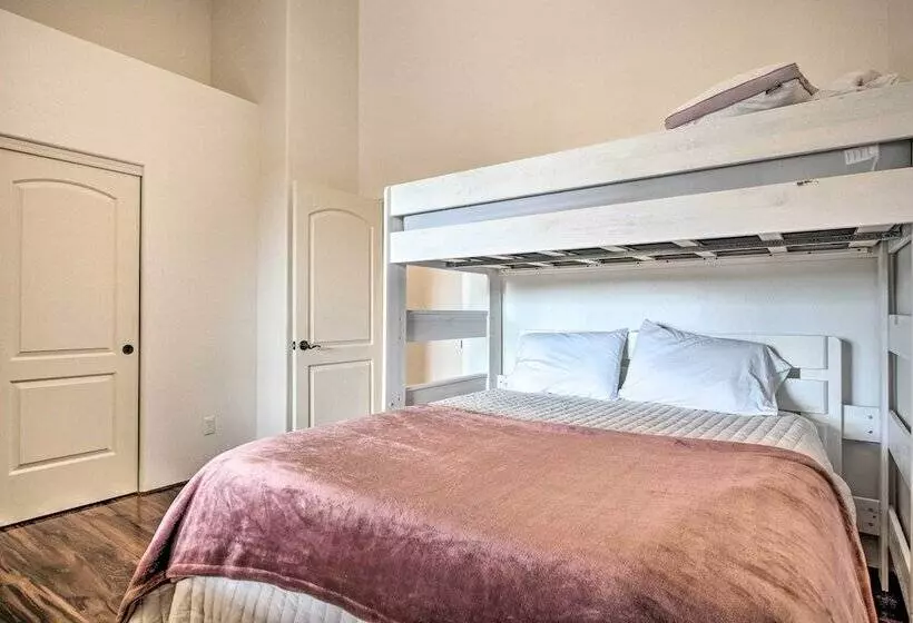 Cozy Mtn View Vail Home W/ Heated Pool!