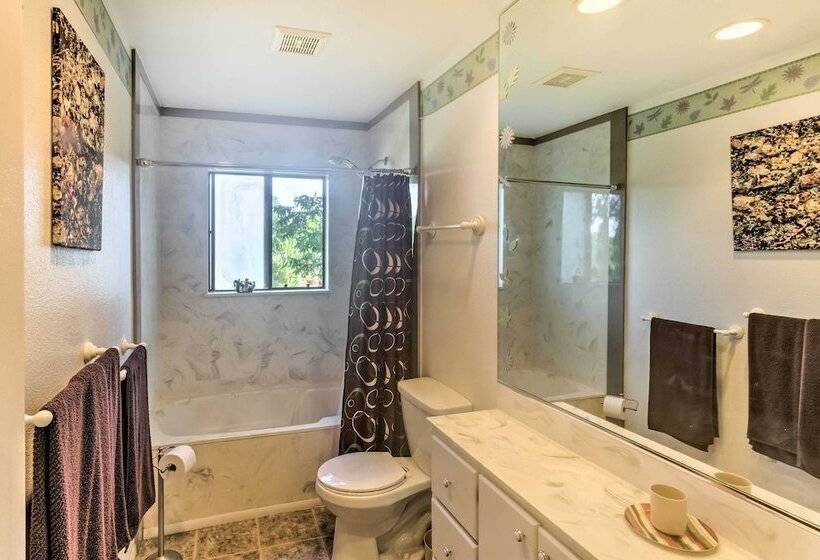 Downtown Cottonwood Home W/ Patio!