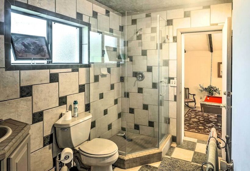 Downtown Cottonwood Home W/ Patio!