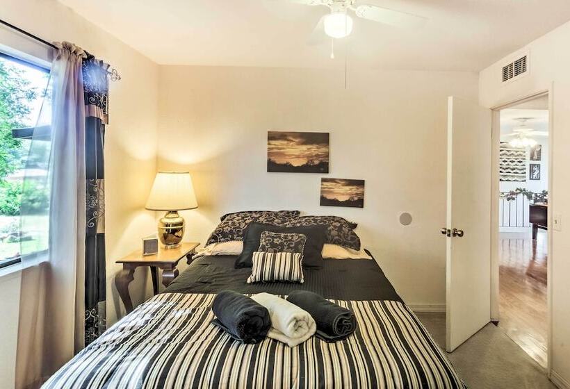 Downtown Cottonwood Home W/ Patio!