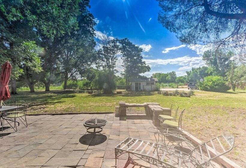 Downtown Cottonwood Home W/ Patio!