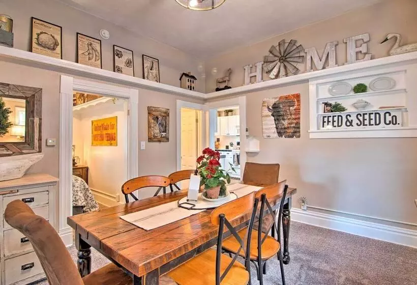 Walk To University: Dtown Laramie Home!