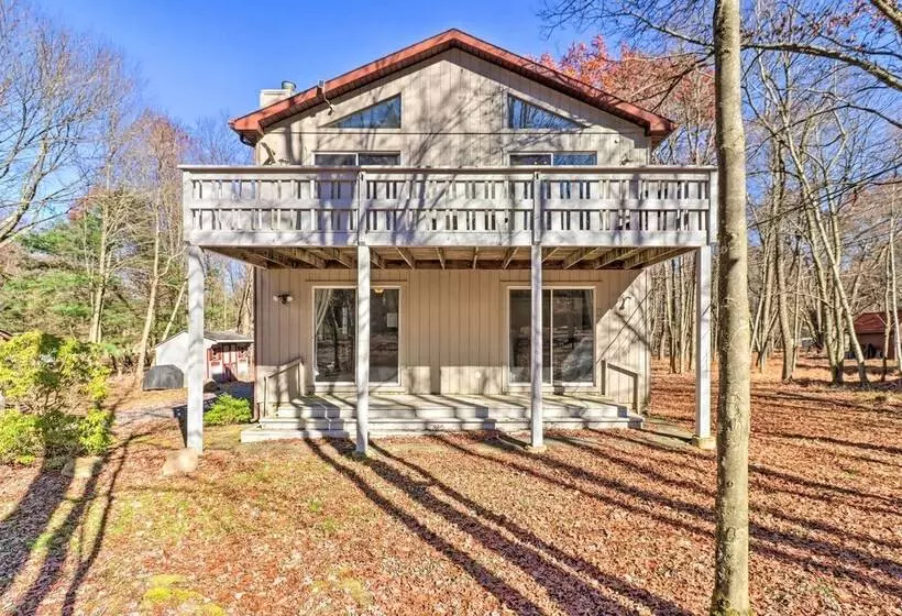 Ski, Hike & Swim: Family Home In Albrightsville!