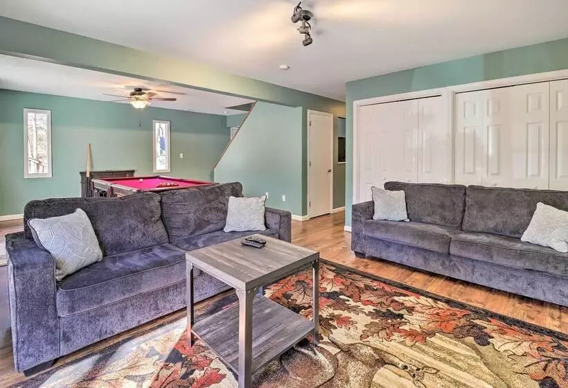 Ski, Hike & Swim: Family Home In Albrightsville!