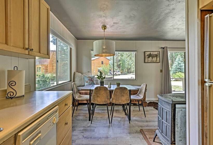 Direct Beach Access: Grand Lake Cabin W/ Deck!