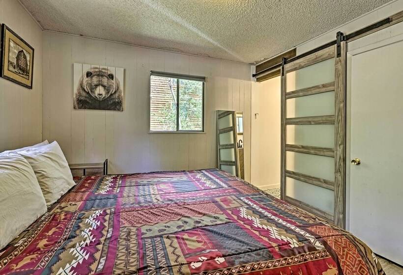 Direct Beach Access: Grand Lake Cabin W/ Deck!