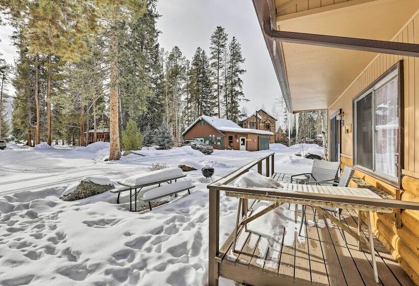 Direct Beach Access: Grand Lake Cabin W/ Deck!