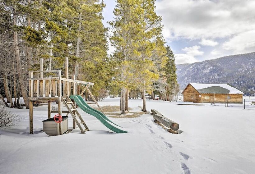 Direct Beach Access: Grand Lake Cabin W/ Deck!