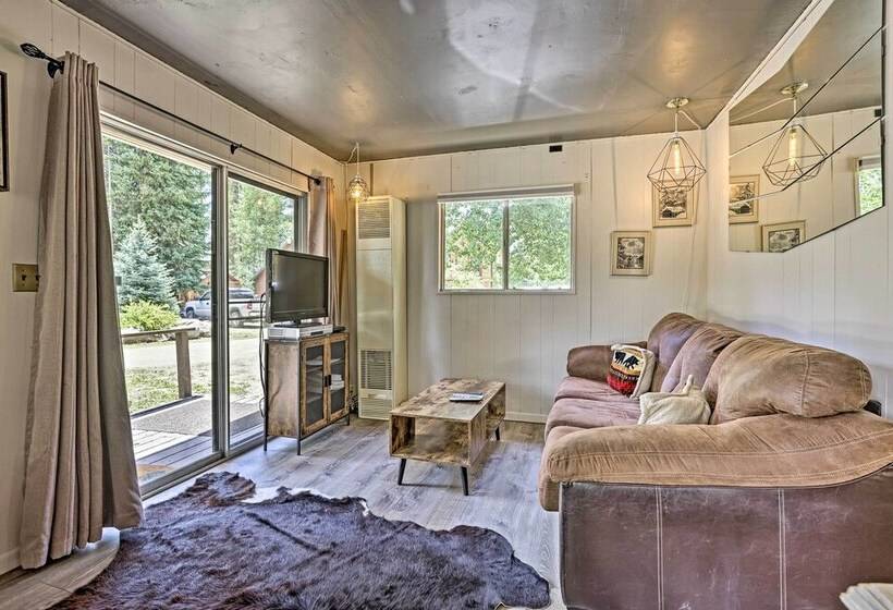 Direct Beach Access: Grand Lake Cabin W/ Deck!