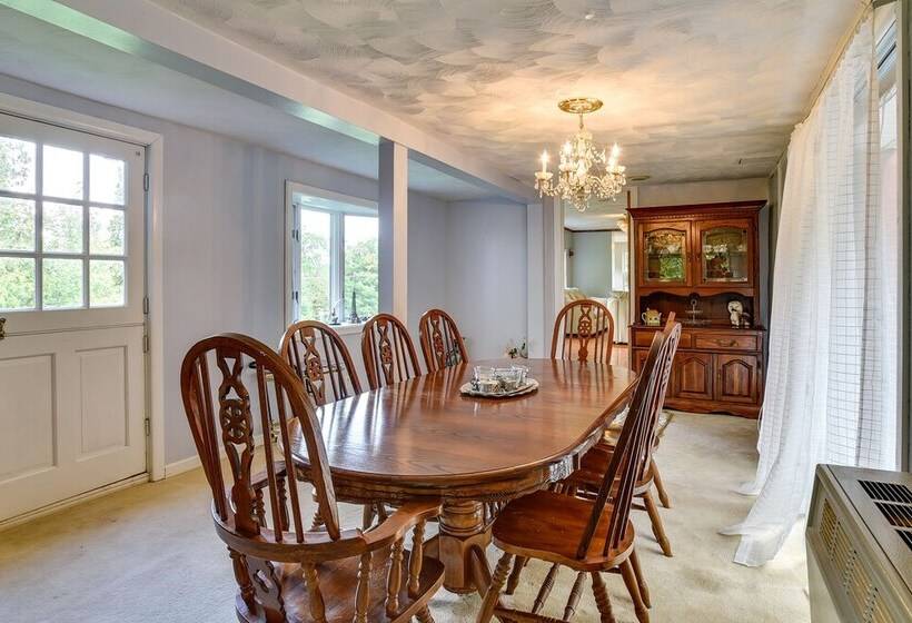 Hammondsport Home: Keuka Lake Views & Hiking!