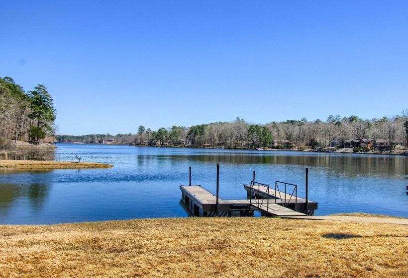 3 Mi To Lake Desoto: Home W/ Furnished Deck!