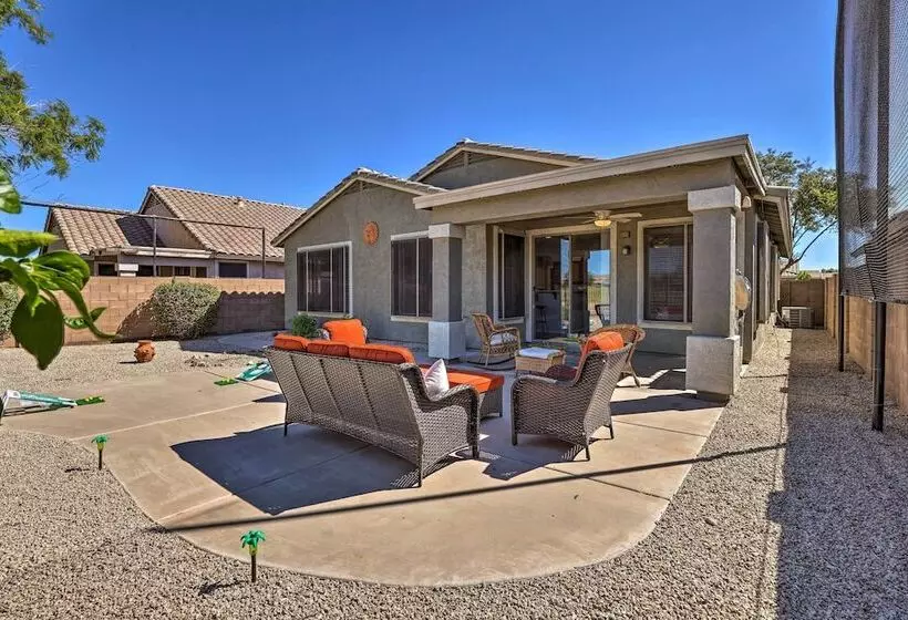 San Tan Valley Home W/ Pool Access & Golf View!