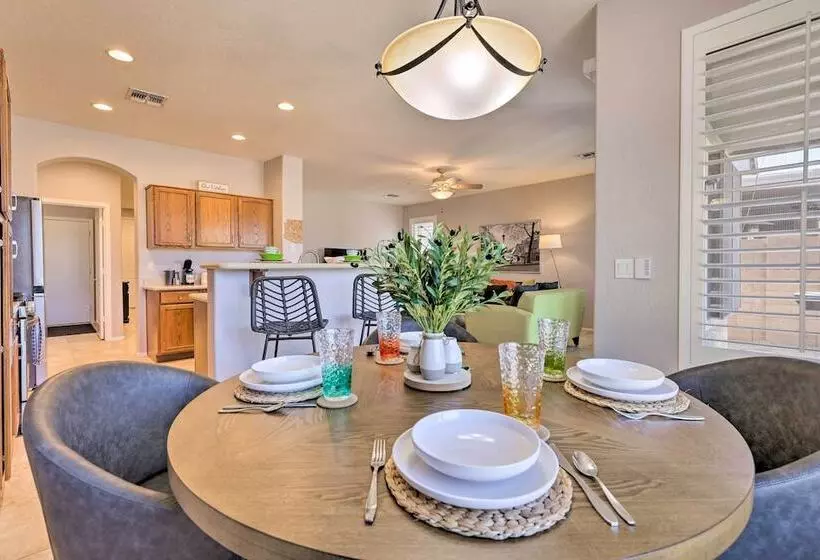 San Tan Valley Home W/ Pool Access & Golf View!