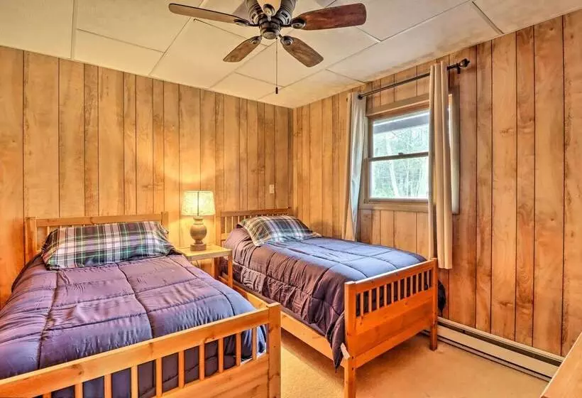 Lake Harmony Access: Home W/ Game Room + Fire Pit!