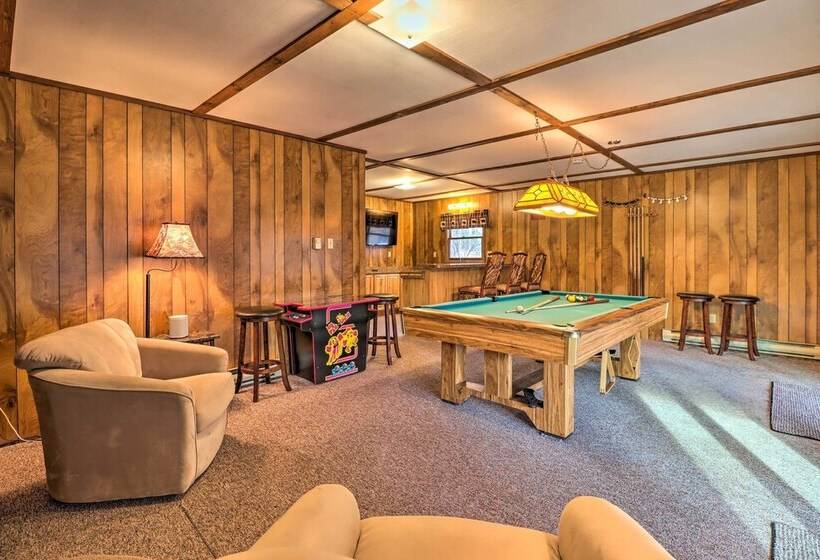Lake Harmony Access: Home W/ Game Room + Fire Pit!