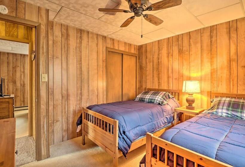 Lake Harmony Access: Home W/ Game Room + Fire Pit!