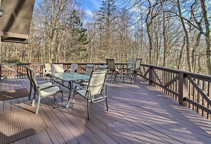 Lake Harmony Access: Home W/ Game Room + Fire Pit!