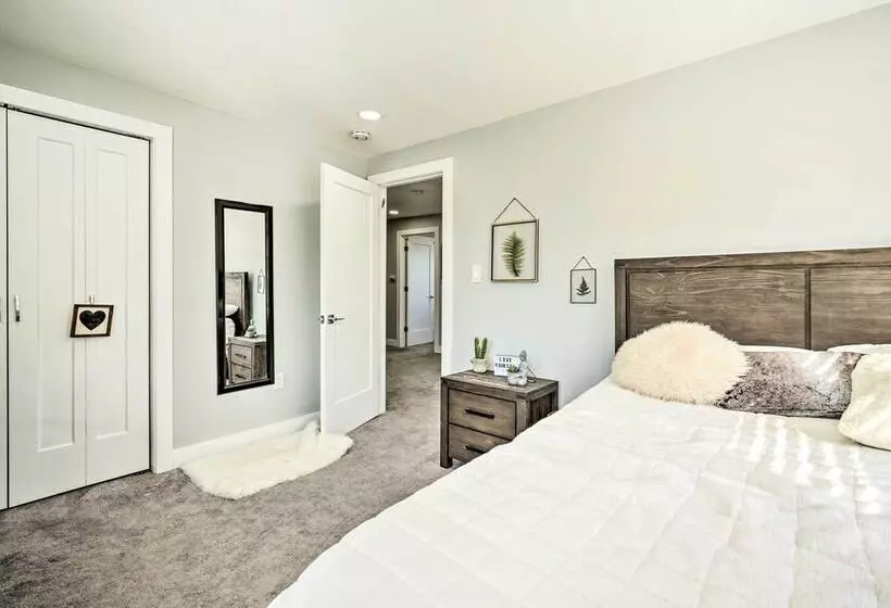 Long Branch Getaway: Grill, 1 Block To Beach!