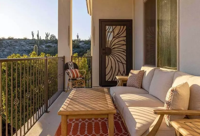 ~ 21 Mi To Scottsdale: Home W/ Infinity Pool!