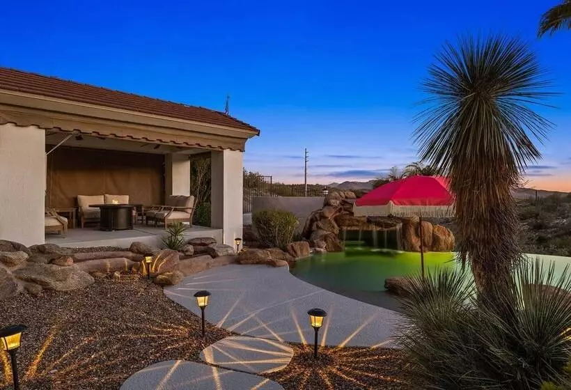 ~ 21 Mi To Scottsdale: Home W/ Infinity Pool!