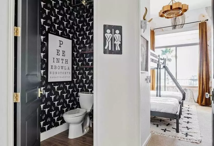 ~ 21 Mi To Scottsdale: Home W/ Infinity Pool!