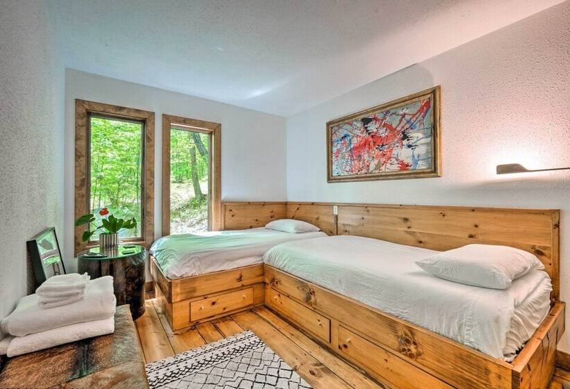 Luxe Plymouth Chalet W/ Indoor Pool & 3 Decks!