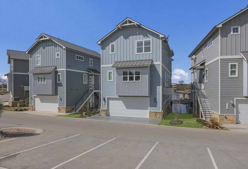 Modern Kingsland Lake Front House W/ Heated Pool!