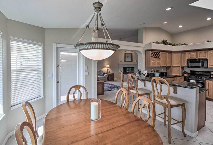 Modern Lake Havasu Oasis W/ Putting Green & Bbq!