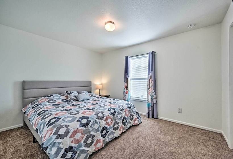 Modern Prescott Valley Home On 2 Acres!