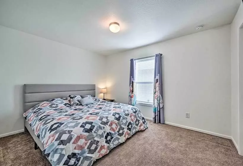 Modern Prescott Valley Home On 2 Acres!