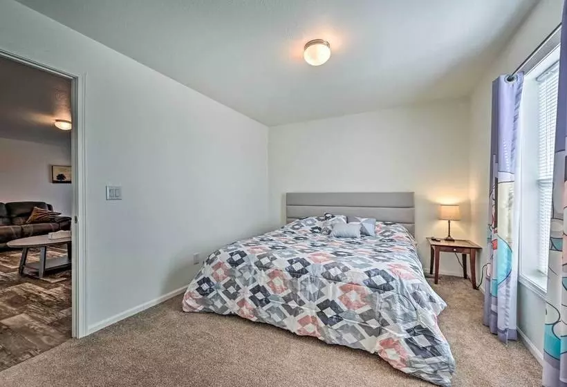 Modern Prescott Valley Home On 2 Acres!