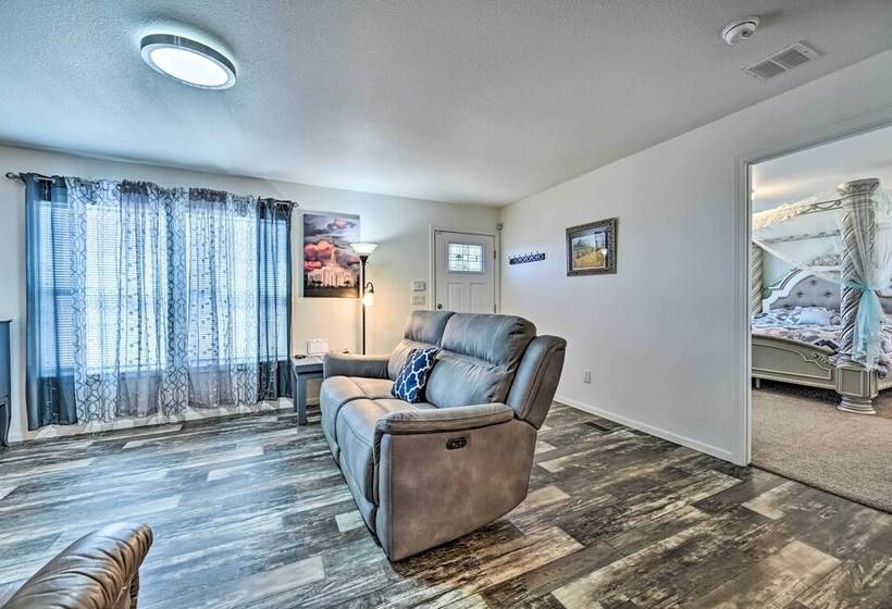 Modern Prescott Valley Home On 2 Acres!