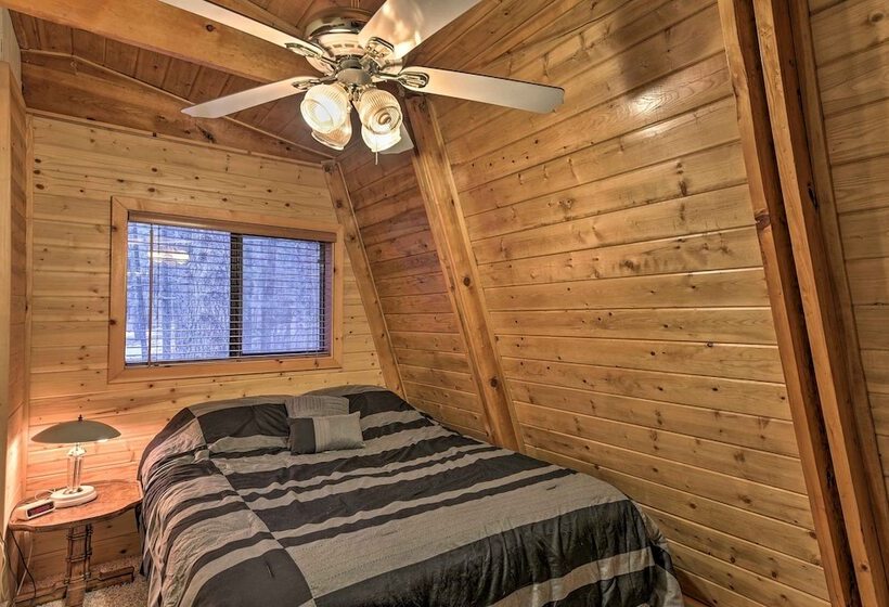 Munds Park Cabin W/furnished Deck & Fire Pit!