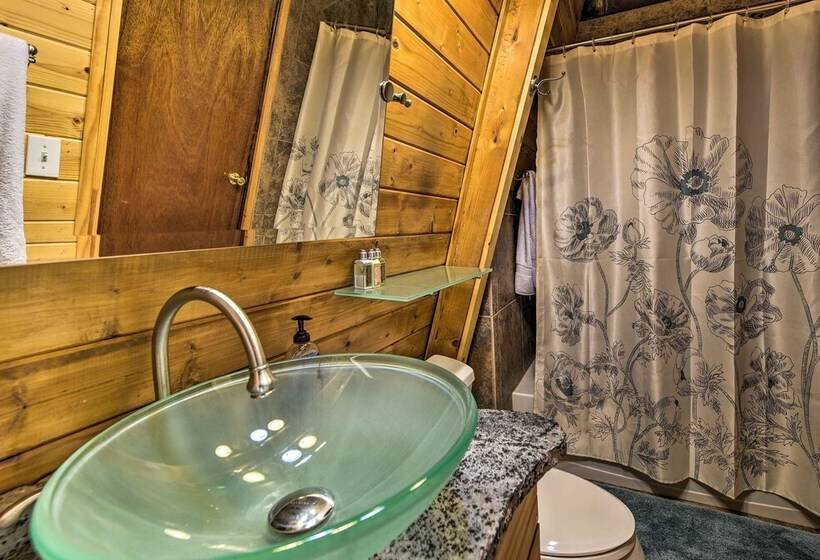 Munds Park Cabin W/furnished Deck & Fire Pit!