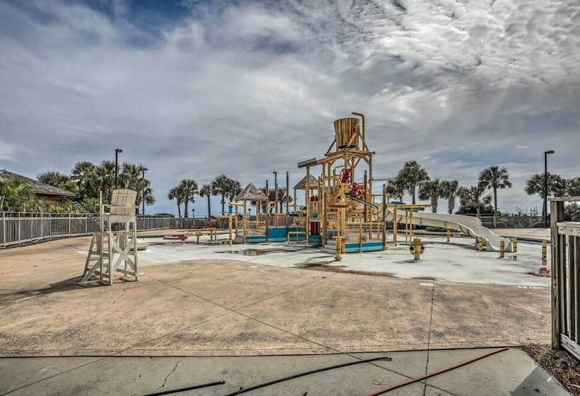 Myrtle Beach Retreat W/ Ocean Access & Porch!