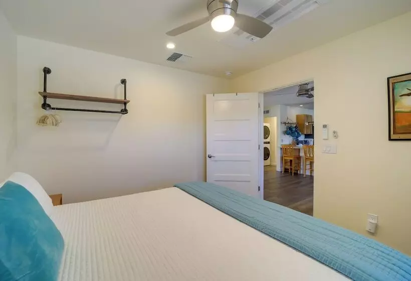 Old Town Cottonwood Cottage W/ Yard, Pets Welcome