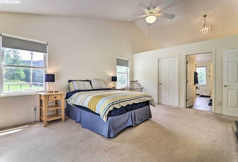 Private Dog Friendly Home: 3 Mi To Elk Mountain