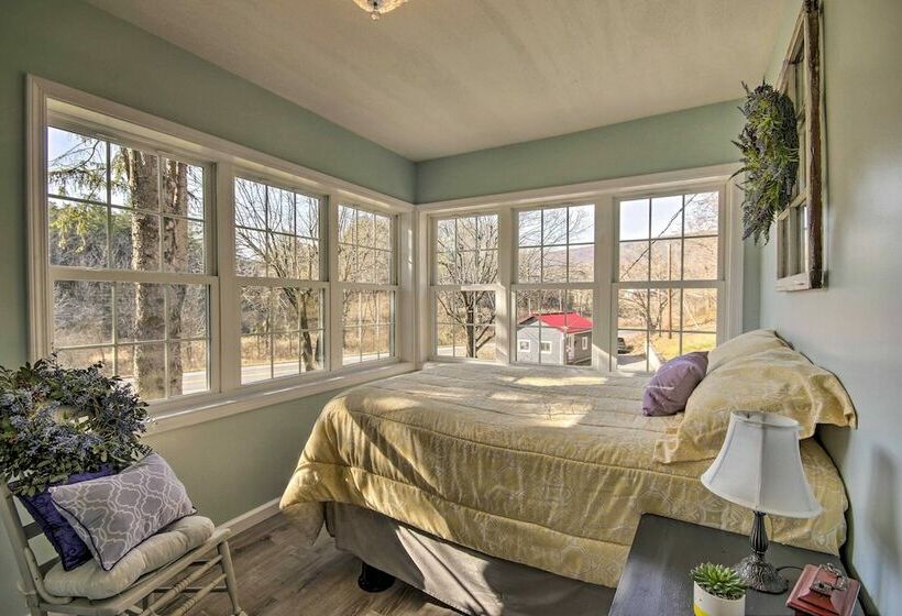 Quiet Escape W/ Hot Tub, 5 Miles To Raystown Lake!