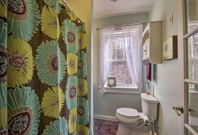 Quiet Escape W/ Hot Tub, 5 Miles To Raystown Lake!