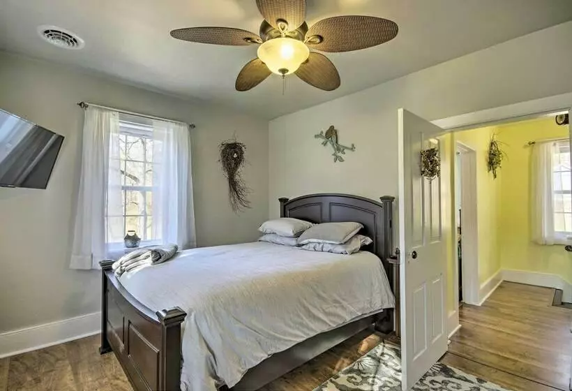 Quiet Escape W/ Hot Tub, 5 Miles To Raystown Lake!